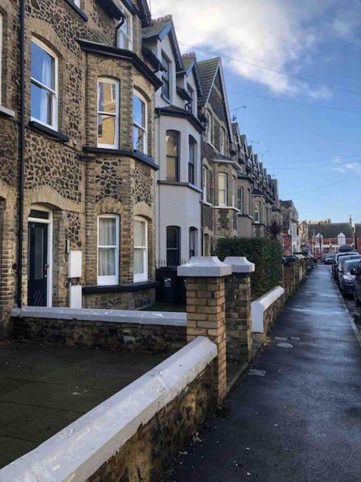 Trendy 3 Bedroom Home Close To Margate Beaches Bars Resturants 2 Night Min Stay Westgate-on-Sea Exterior photo