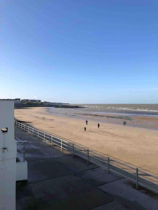 Trendy 3 Bedroom Home Close To Margate Beaches Bars Resturants 2 Night Min Stay Westgate-on-Sea Exterior photo
